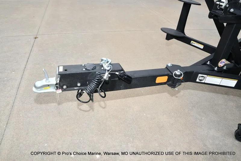 Slide: The Image of Tracker Targa V-19 Walk-Thru w/225HP Pro-XS 2025 - 25