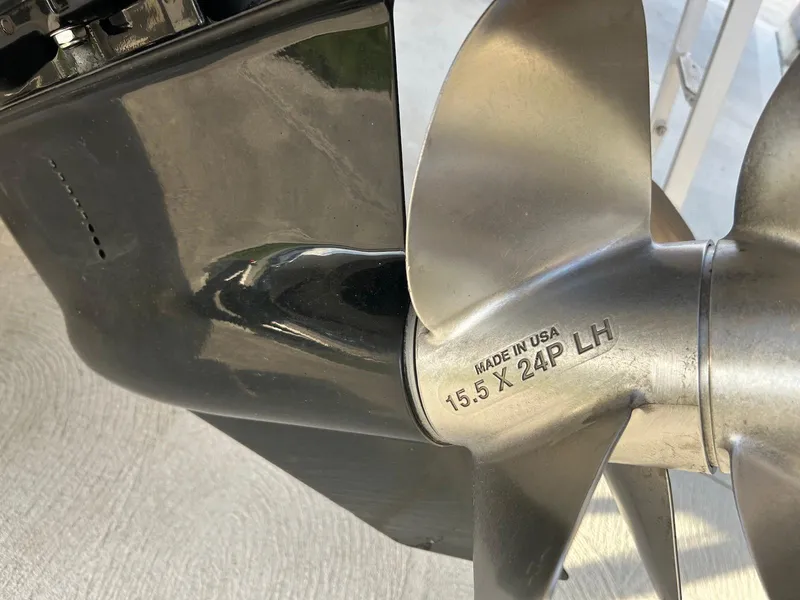 Slide: The Image of Propeller of 2018 Four Winns HD220 boat, marked "15.5 x 24P LH," made in USA. - 41