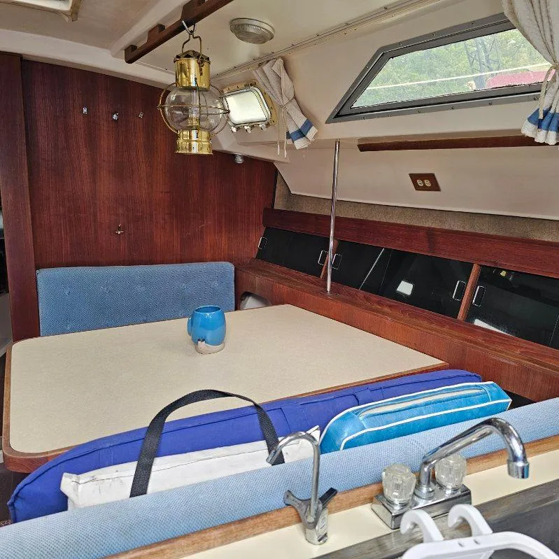 Slide: The Image of Hunter 34 1983 - 57