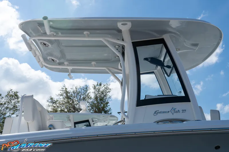 Slide: The Image of 2025 Sea Hunt Gamefish 27 boat with coffin box, featuring sleek design and modern amenities. - 31