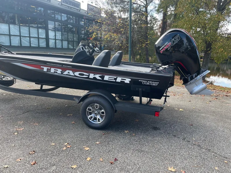 Slide: The Image of Tracker Pro Team 195 Tournament Edition 2025 - 79