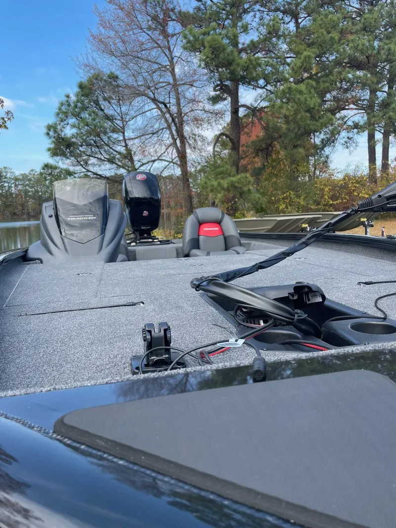 Slide: The Image of Tracker Pro Team 195 Tournament Edition 2025 - 83