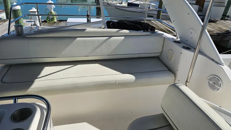 Slide: The Image of Silverton 330 Sport Bridge 2005 - 58