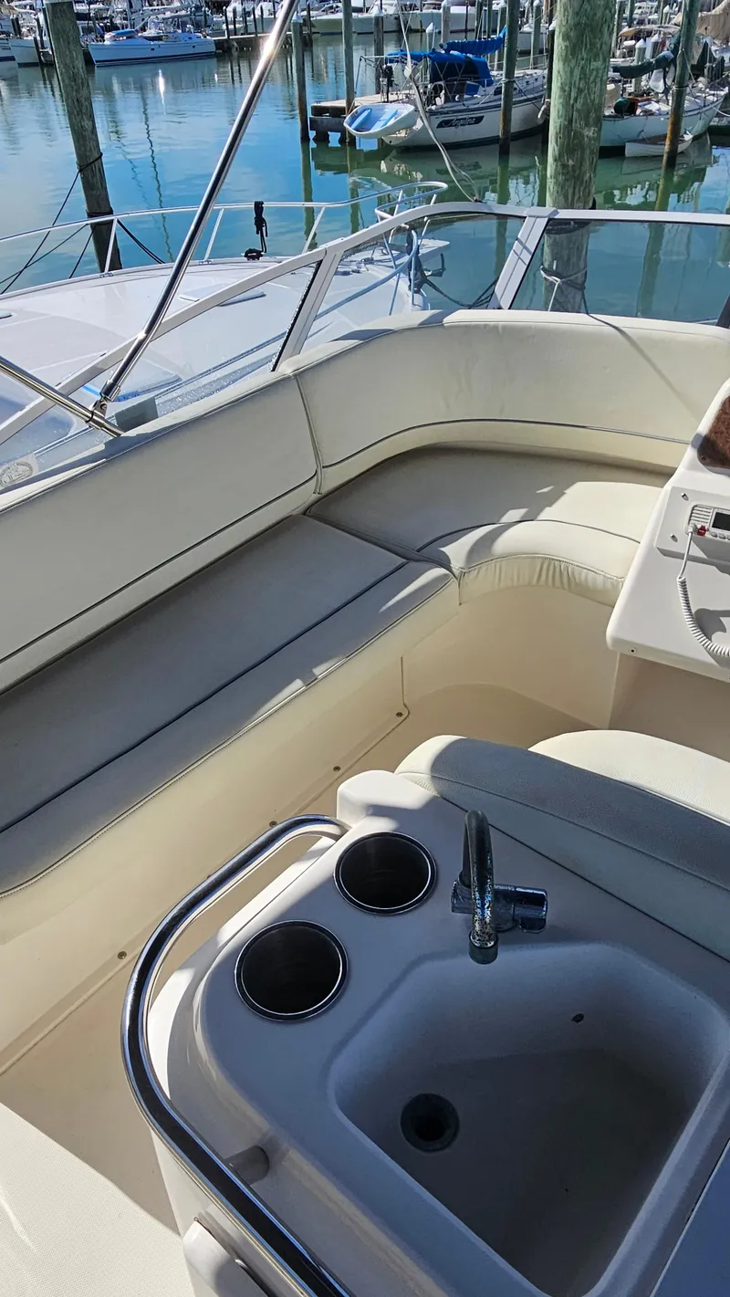 Slide: The Image of Silverton 330 Sport Bridge 2005 - 61