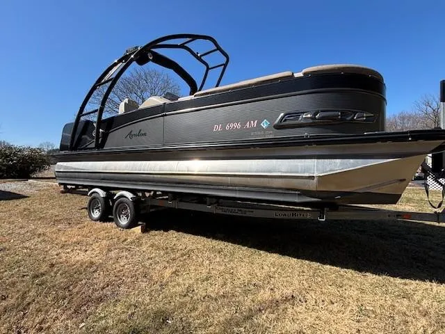 Slide: The Image of Avalon 2385 Catalina 2020 - 6