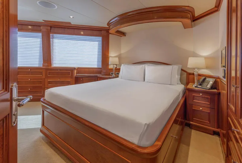 Slide: The Image of Luxurious bedroom interior on 2007 Richmond Yachts Semi Displacement model. - 22