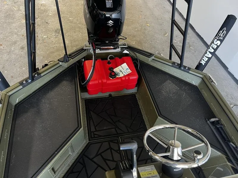 Slide: The Image of SeaArk 1960 Slayer Pro - 6