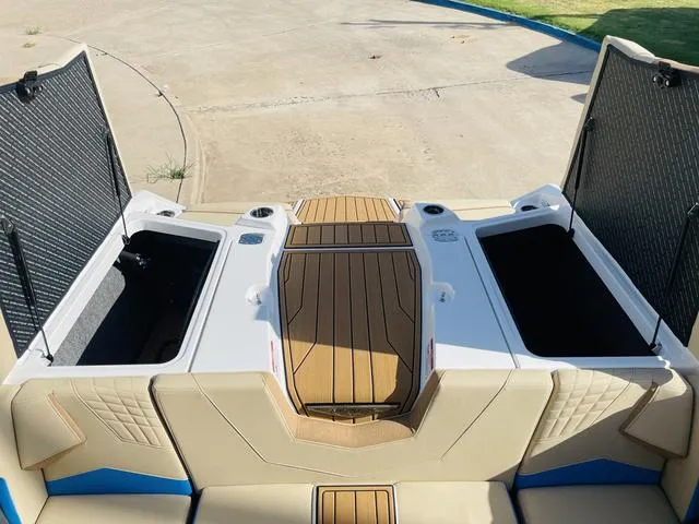 Slide: The Image of Nautique SUPER AIR S23 2024 - 54