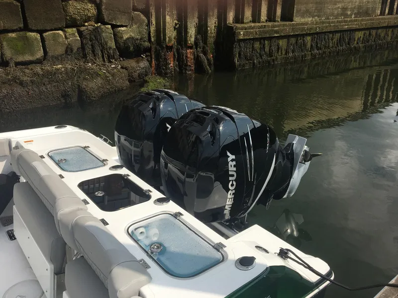 Slide: The Image of Dual Live Baitwells - 8