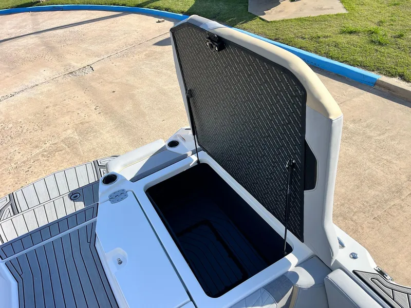 Slide: The Image of Nautique Super Air G25 2024 - 63