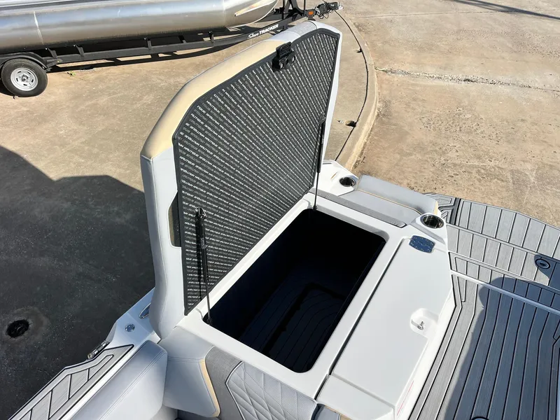 Slide: The Image of Nautique Super Air G25 2024 - 66