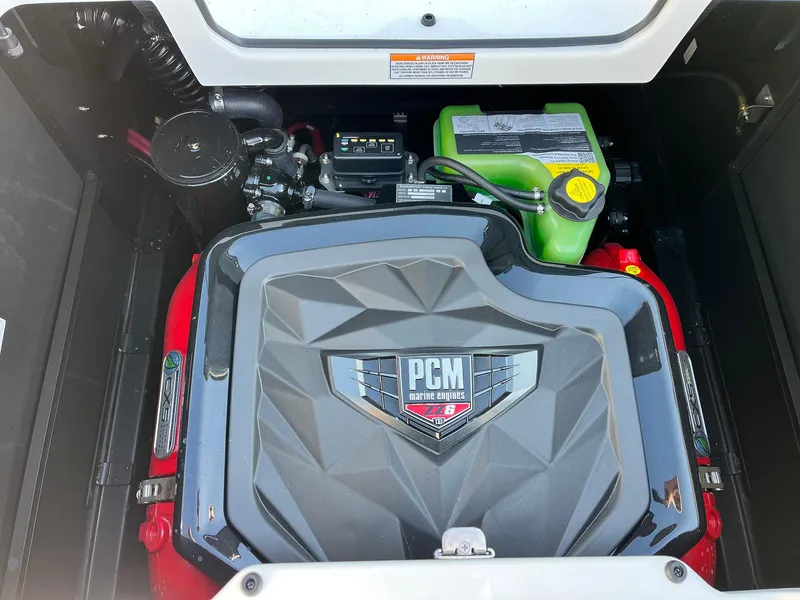 Slide: The Image of Nautique Super Air G25 2024 - 71