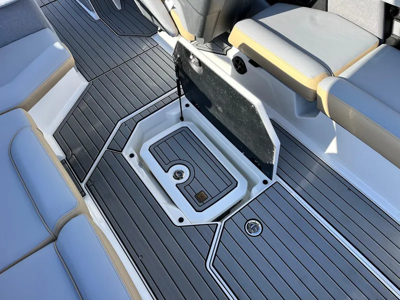 Slide: The Image of Nautique Super Air G25 2024 - 76