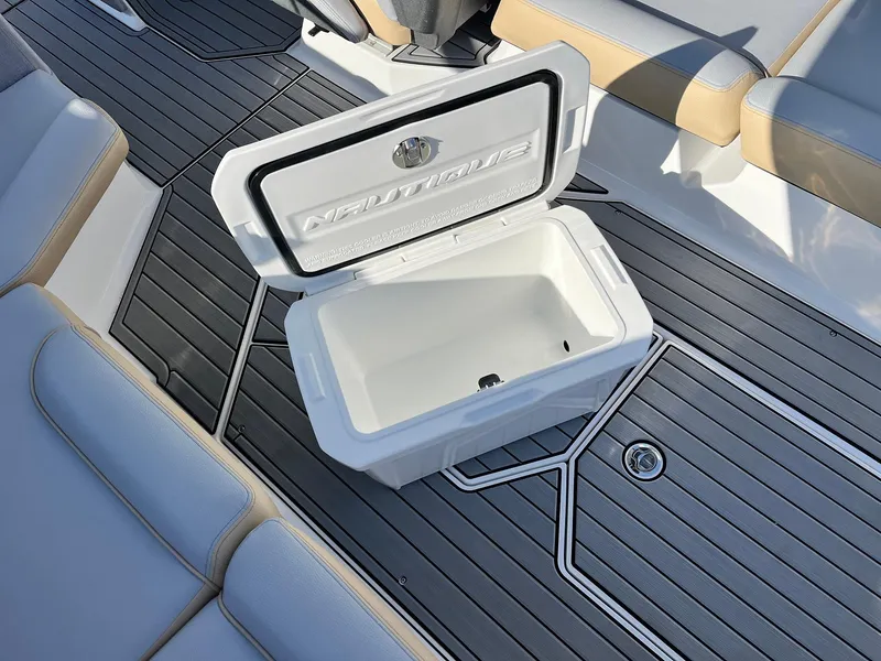 Slide: The Image of Nautique Super Air G25 2024 - 78