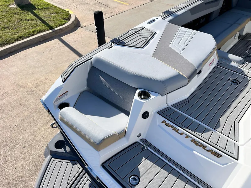 Slide: The Image of Nautique Super Air G25 2024 - 84