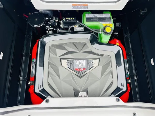 Slide: The Image of Nautique Super Air G23 2024 - 52