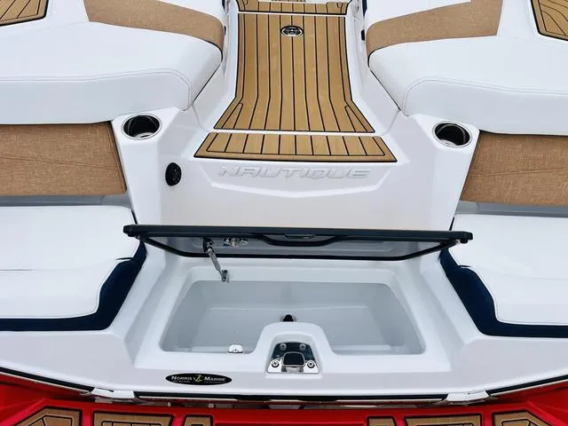 Slide: The Image of Nautique Super Air G23 2024 - 57