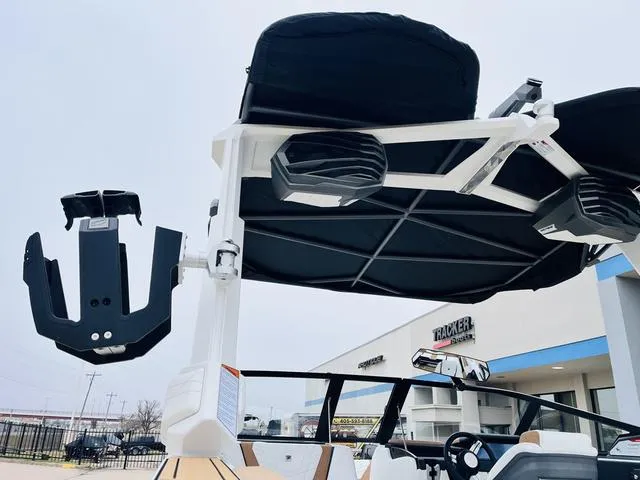 Slide: The Image of Nautique Super Air G23 2024 - 58