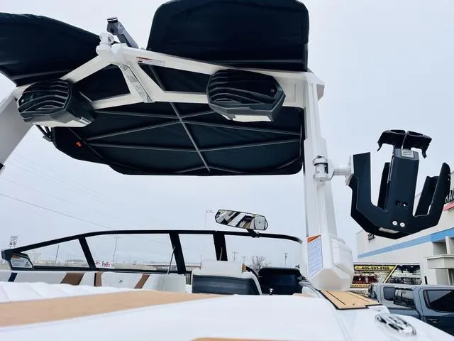 Slide: The Image of Nautique Super Air G23 2024 - 59