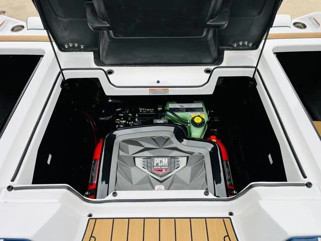 Slide: The Image of Nautique G23 2024 - 51