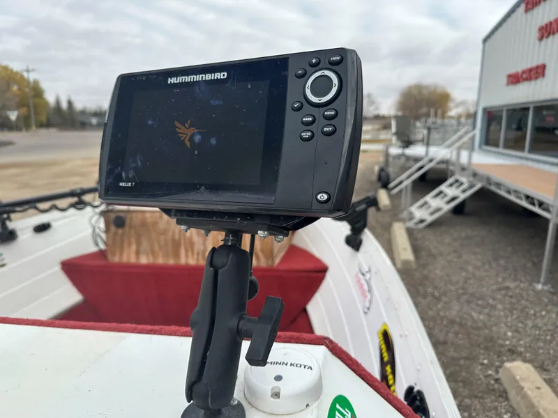 Slide: The Image of Fishfinder on 1995 Northwood 1675 Fisherman boat, docked outdoors. - 7