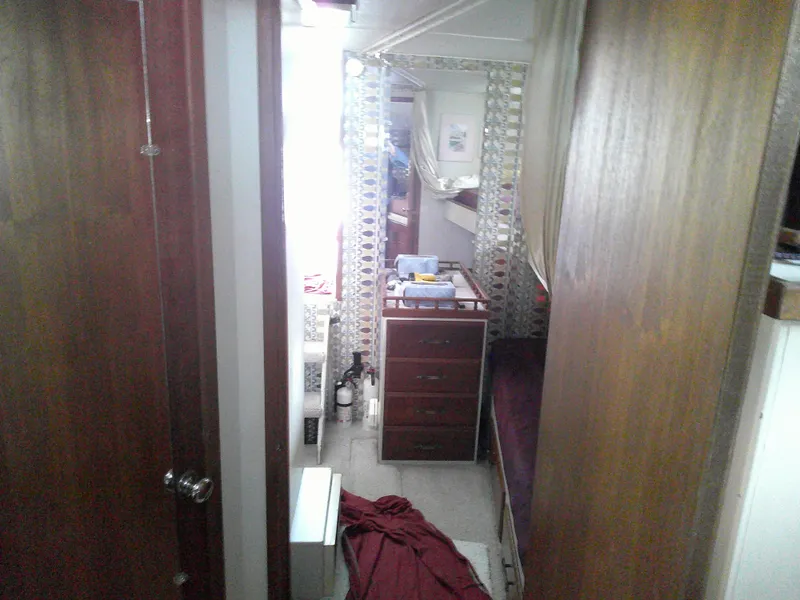 Slide: The Image of V-berth looking aft - 20