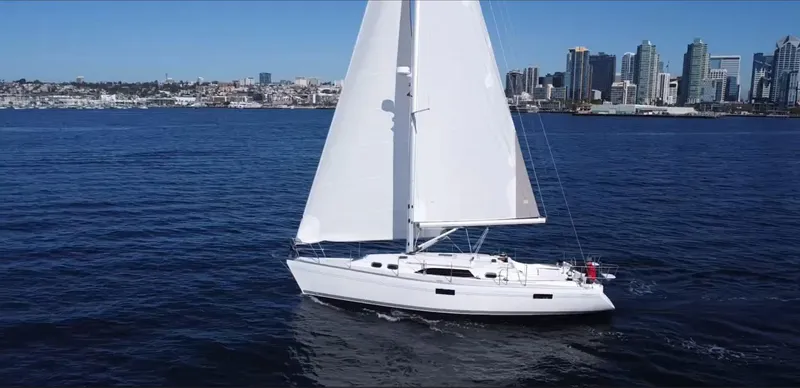 Slide: The Image of Catalina 386 2025 - 50