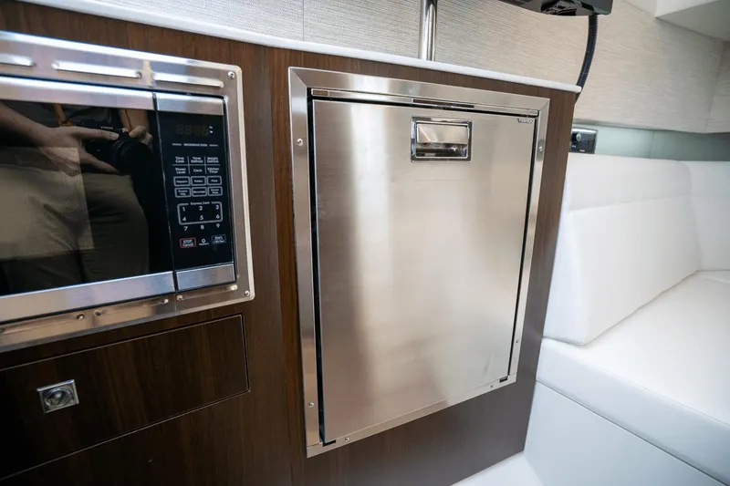 Slide: The Image of Cruisers Yachts 42 GLS Outboard 2025 - 34