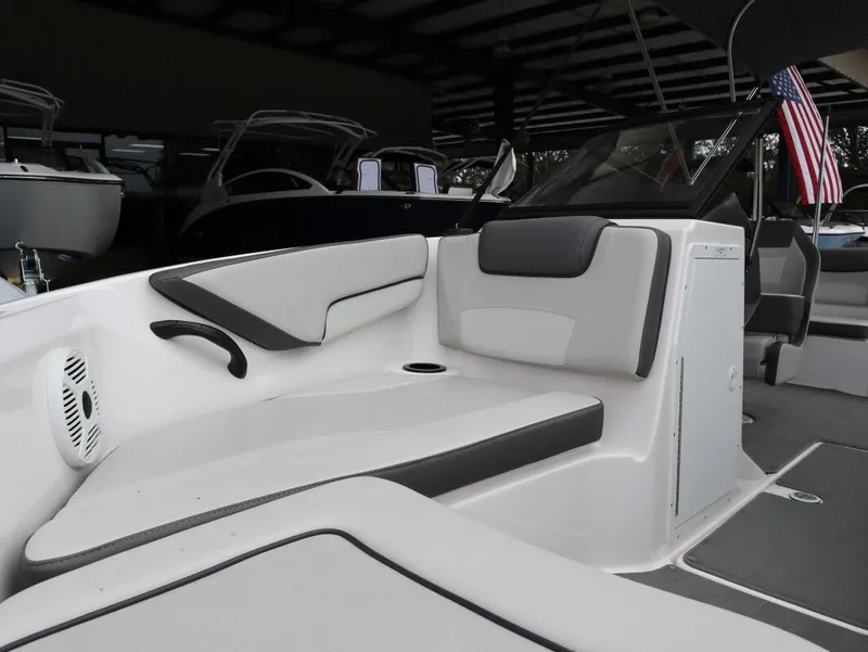 Slide: The Image of Yamaha SX190 2023 - 6