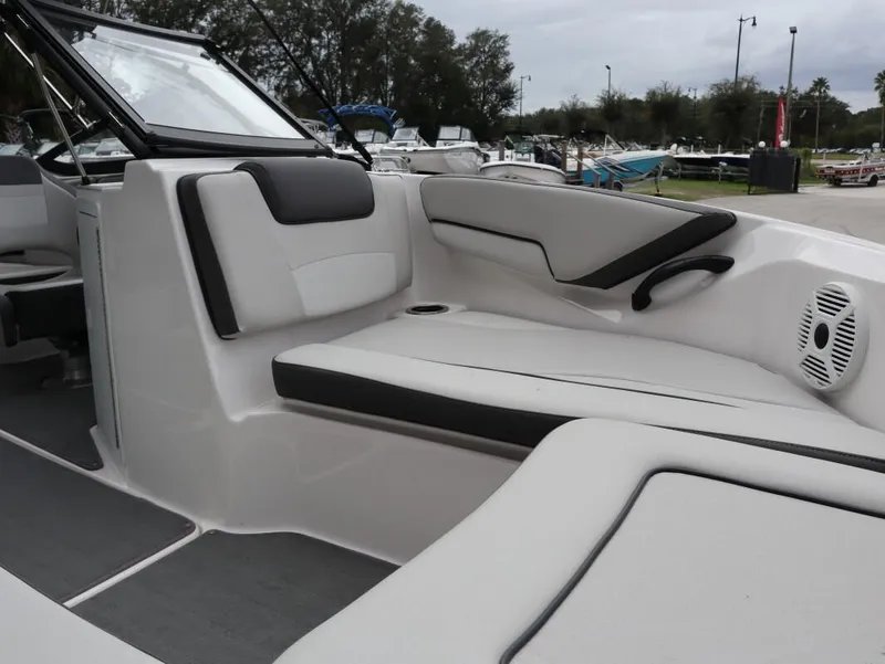 Slide: The Image of Yamaha SX190 2023 - 7