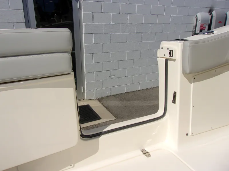 Slide: The Image of Scout 277 LXF 2025 - 9