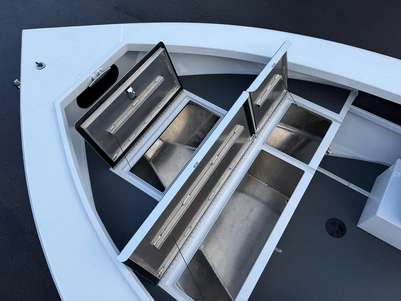 Slide: The Image of North River 24 Osprey 2025 - 10