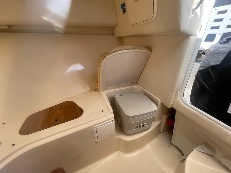 Slide: The Image of Wellcraft 232 Coastal 2006 - 13