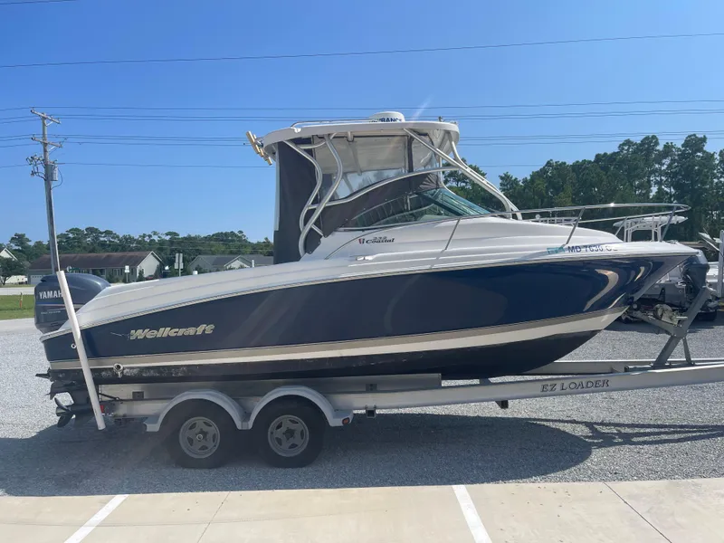 Slide: The Image of Wellcraft 232 Coastal 2006 - 5