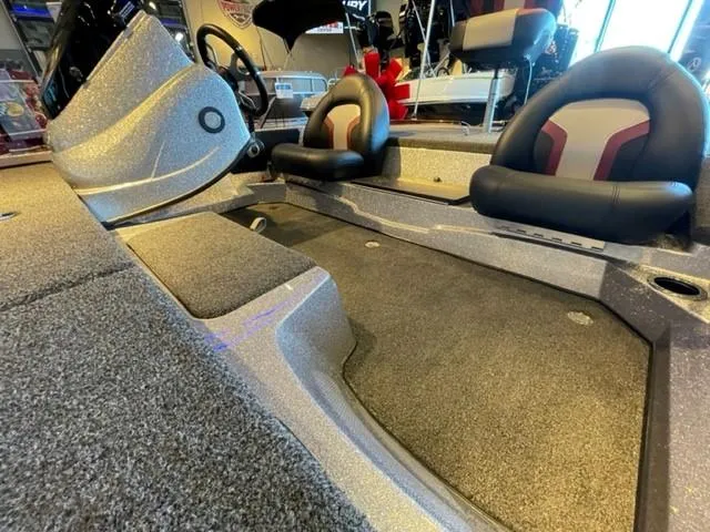 Slide: The Image of Interior of 2025 Nitro Z17 boat with sleek seating and modern design. - 6