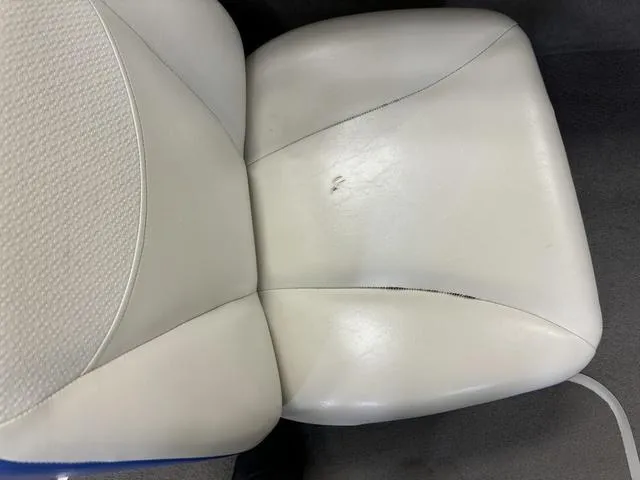 Slide: The Image of White seat of 2007 Bayliner 175 Bowrider with slight wear. - 23