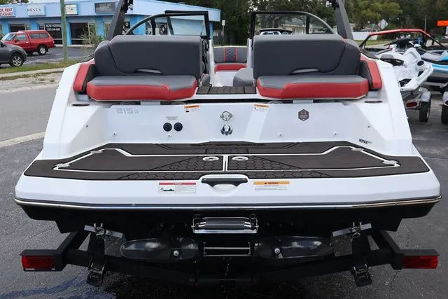 Slide: The Image of Scarab 215 LX 2025 - 10