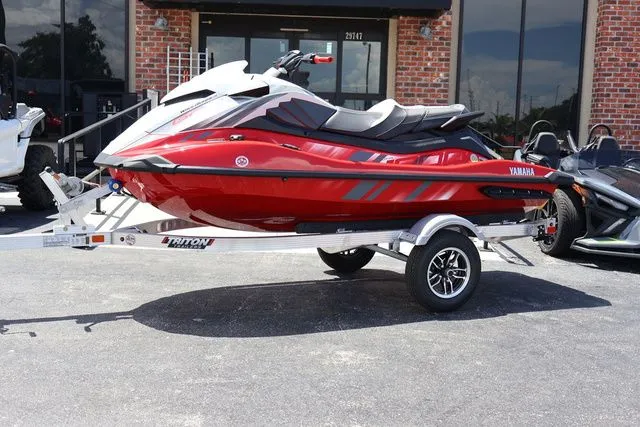 Slide: The Image of Yamaha GP HO-TORCH RED 2025 - 1