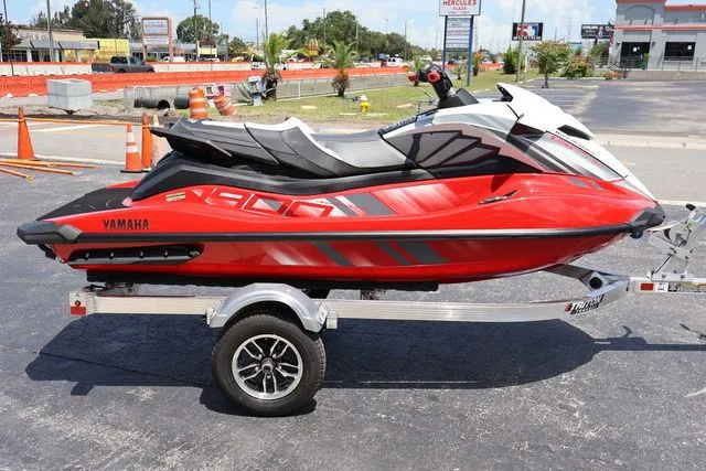 Slide: The Image of Yamaha GP HO-TORCH RED 2025 - 7