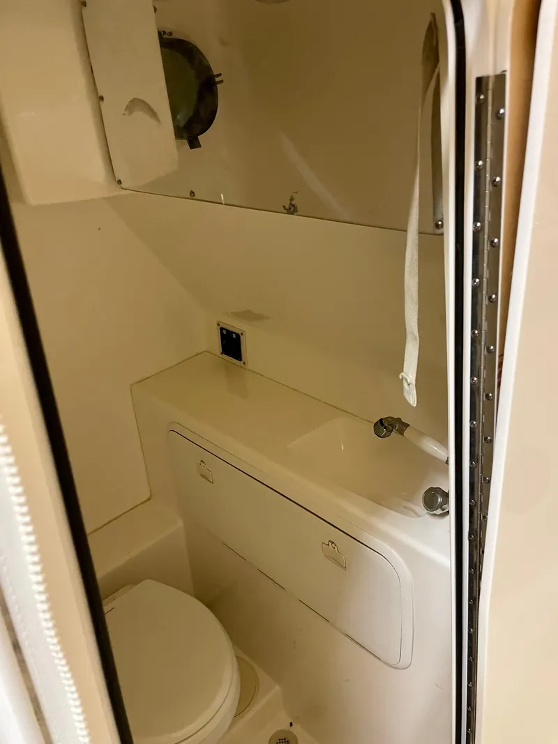 Slide: The Image of Jefferson Marlago FS35 Cuddy 2003 - 18