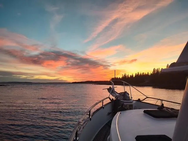 Slide: The Image of Grand Banks 42 Motoryacht 1999 - 11