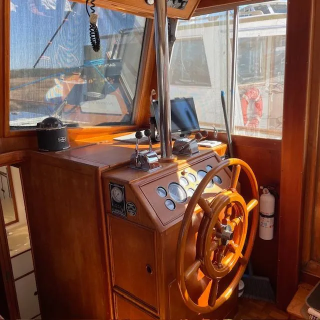 Slide: The Image of Grand Banks 42 Motoryacht 1999 - 35
