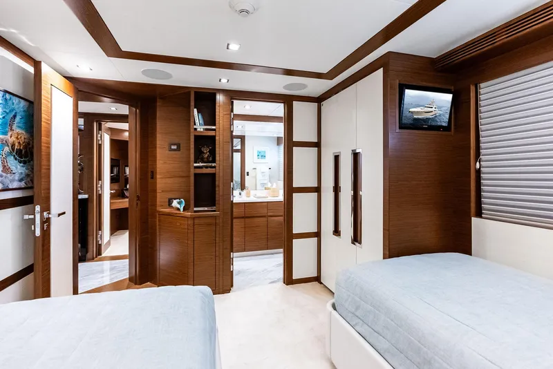 Slide: The Image of Burger 104 Motor Yacht 2017 - 117