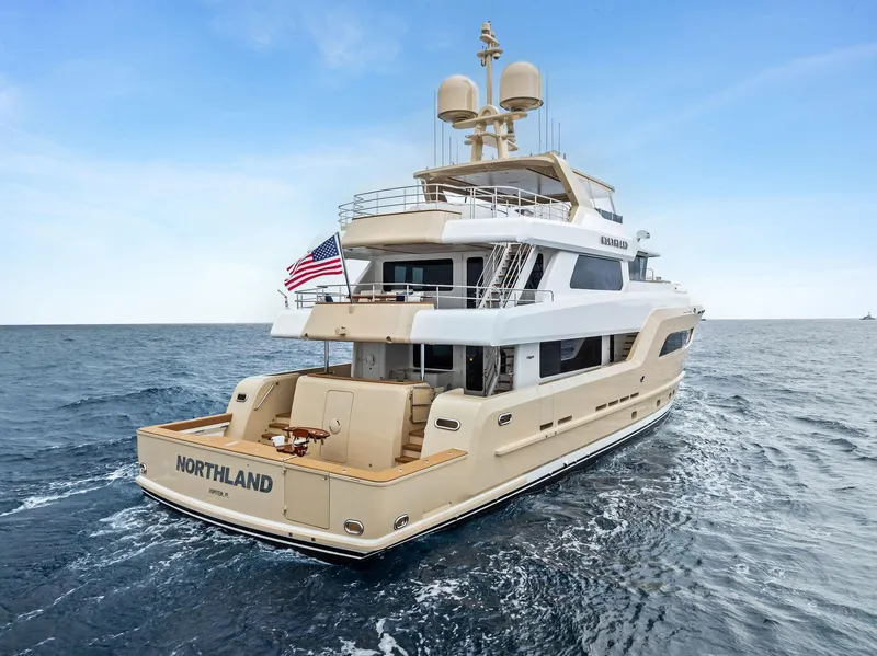Slide: The Image of Luxury 2017 Burger 104 Motor Yacht "Northland" cruising on open sea. - 16