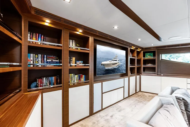 Slide: The Image of Burger 104 Motor Yacht 2017 - 58