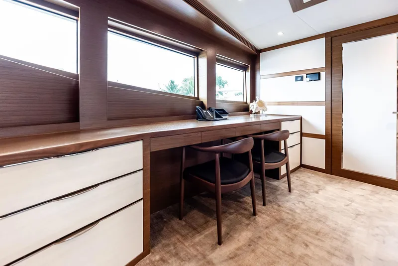 Slide: The Image of Burger 104 Motor Yacht 2017 - 59