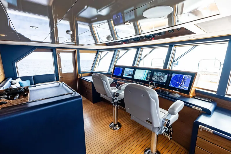 Slide: The Image of Burger 104 Motor Yacht 2017 - 61