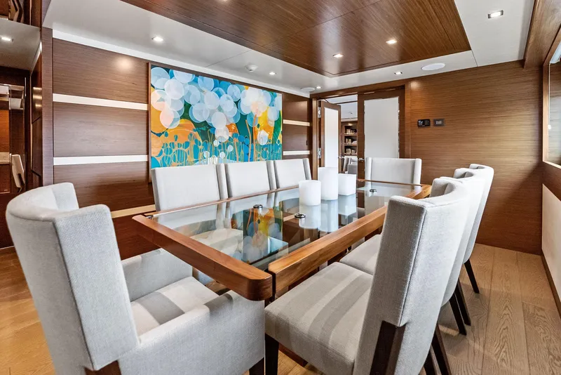 Slide: The Image of Burger 104 Motor Yacht 2017 - 73