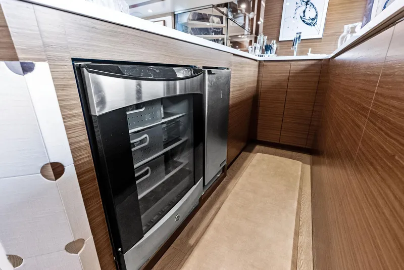 Slide: The Image of Burger 104 Motor Yacht 2017 - 93