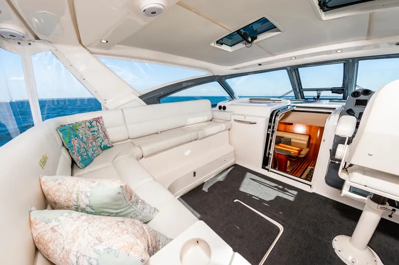 Slide: The Image of Tiara 52 Express 2002 - 14